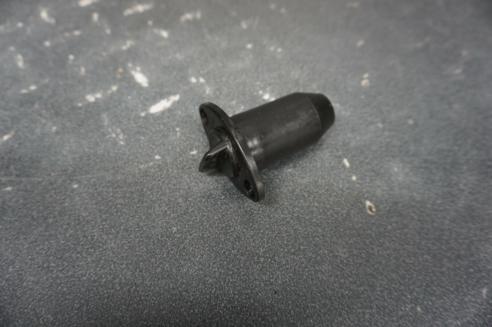 2001-2004 Sea-Doo OEM Rear Body Drain Plug Ass'y 292000685 GTX GTI RX XP
