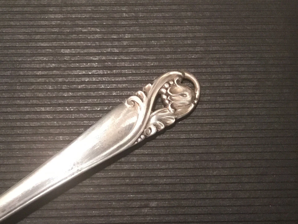 Cuchara de pomelo Spring Glory de International de plata esterlina 11 gramos Foto 3 de 4