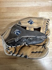 Ringor Classics Authentic Collection Softball Glove Mitt RHT Black/Tan Rare 
