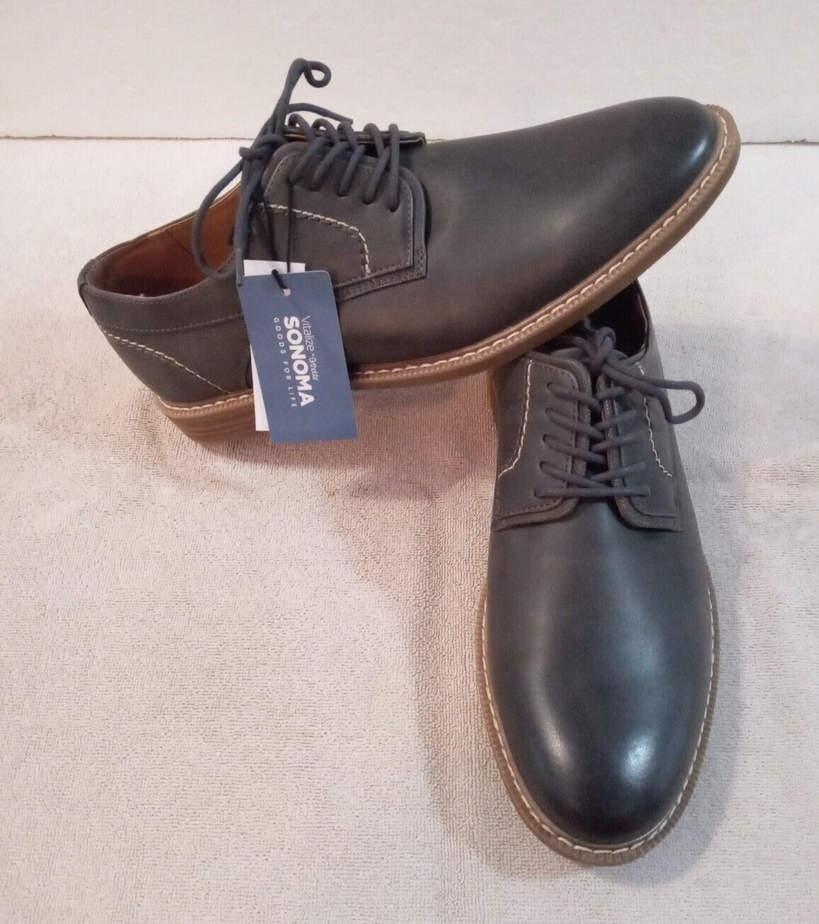 SAOLA Abito da uomo scarpe casual Sonoma Cody grigio Vitalize by Ortholite taglia 8 nuove con etichette