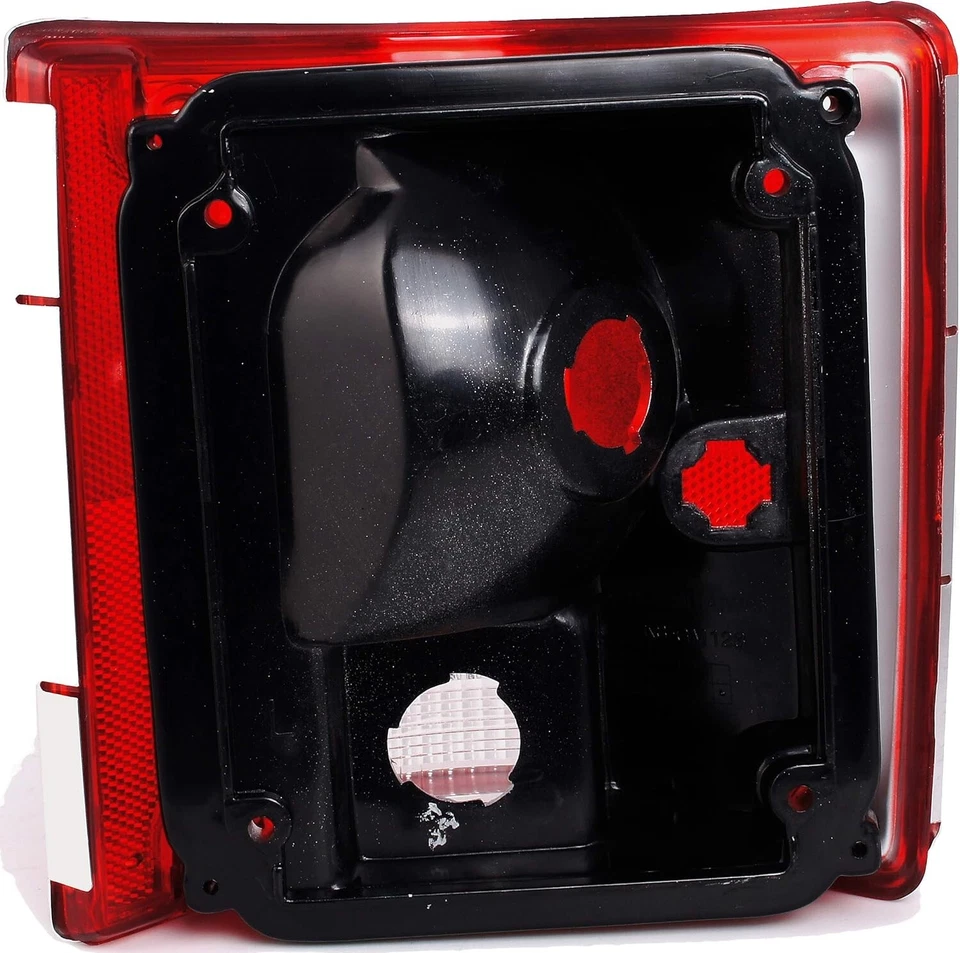 ЗАДНИЙ ФОНАРЬ СО СТОРОНЫ ВОДИТЕЛЯ ГРУЗОВИКА 73-87 CHEVY GMC FLEETSIDE С ХРОМИРОВАННОЙ ОТДЕЛКОЙ 1610050 - Изображение 2 из 4