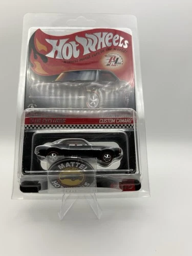Hot Wheels 2019 Red Line Club Membership Car Custom Camaro Black w/ RLs & Button