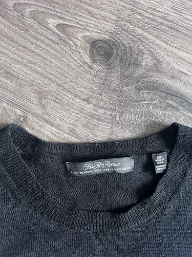 Saks Fifth Avenue Mens Sweater Extra Fine Merino Wool Black Sweater Size Small - Picture 3 of 4