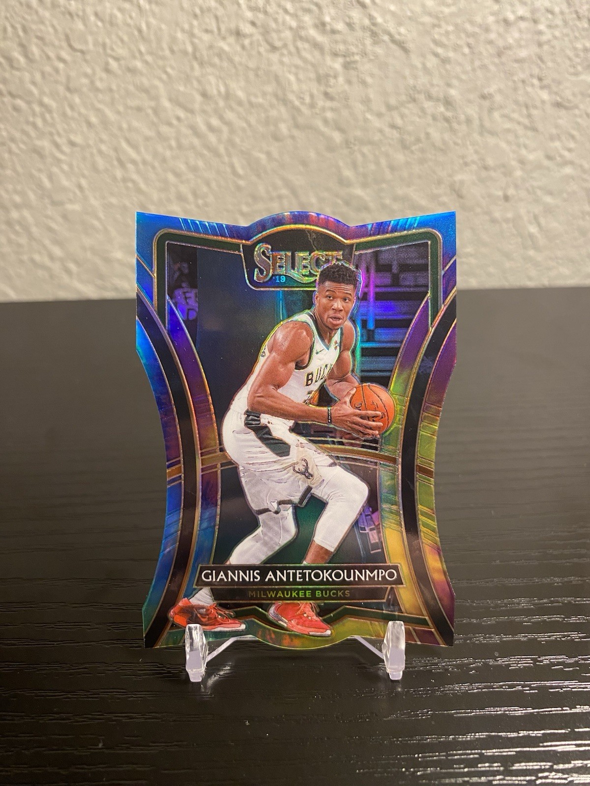 2019-20 Panini Select Giannis Antetokounmpo Premier Level Tie-Dye Die Cut /25