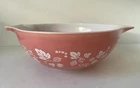 Pyrex Pink Gooseberry 444 Cinderella Bowl 4 Qt