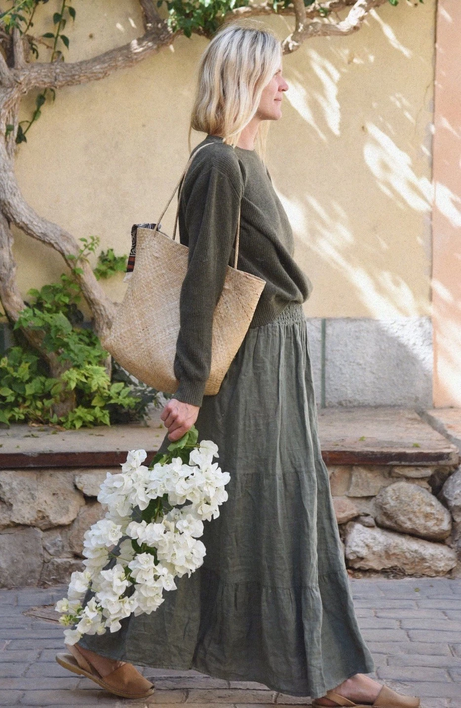 Beachwood Baby The Florence Skirt Fern Green Linen Size M/L $168 New With Tag
Opens in a new window