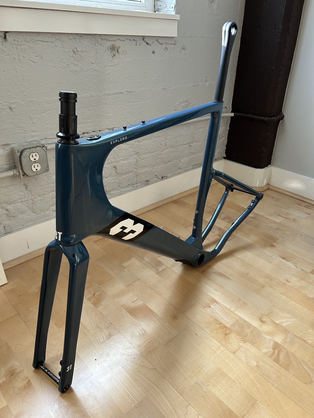 3T Ultra Gravel Adventure Race 61 cm Frameset + Extras
