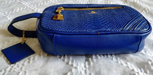Tote & Carry Crocodile Skin Vegan Leather Toiletry Bag Royal Blue - Picture 10 of 13