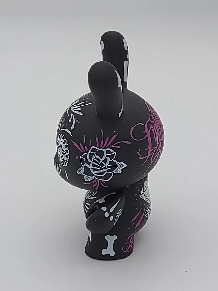 Kidrobot 2010 Dunny 2Tone Untitled By Maxx242 (Black Version) 3" Figure 1/16 - Image 3 of 4