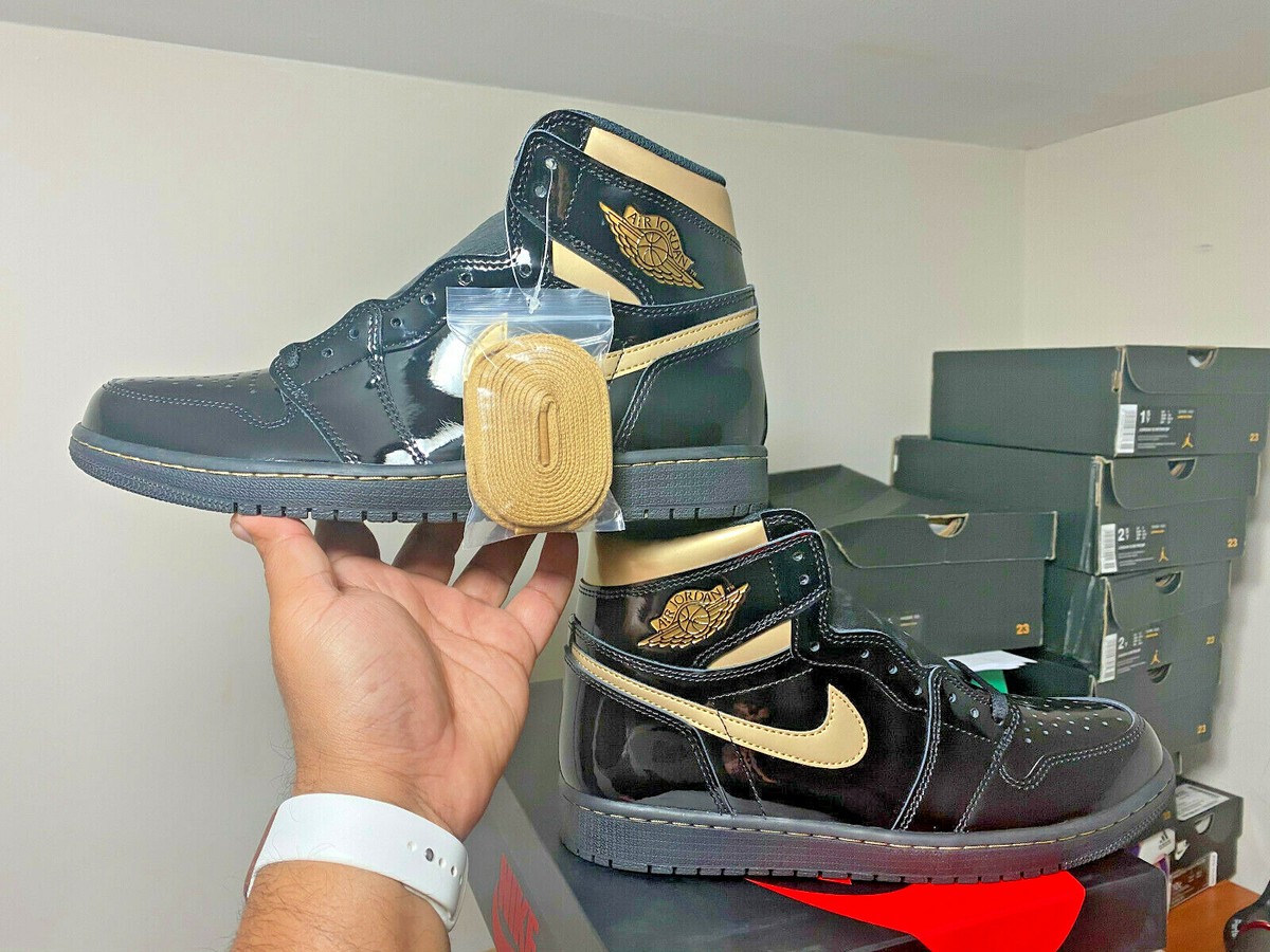 Nike Men`s Air Jordan 1 Retro High OG 
