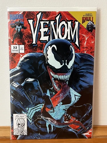 Venom #32 - Mike Mayhew Red Variant Bagley Homage NM