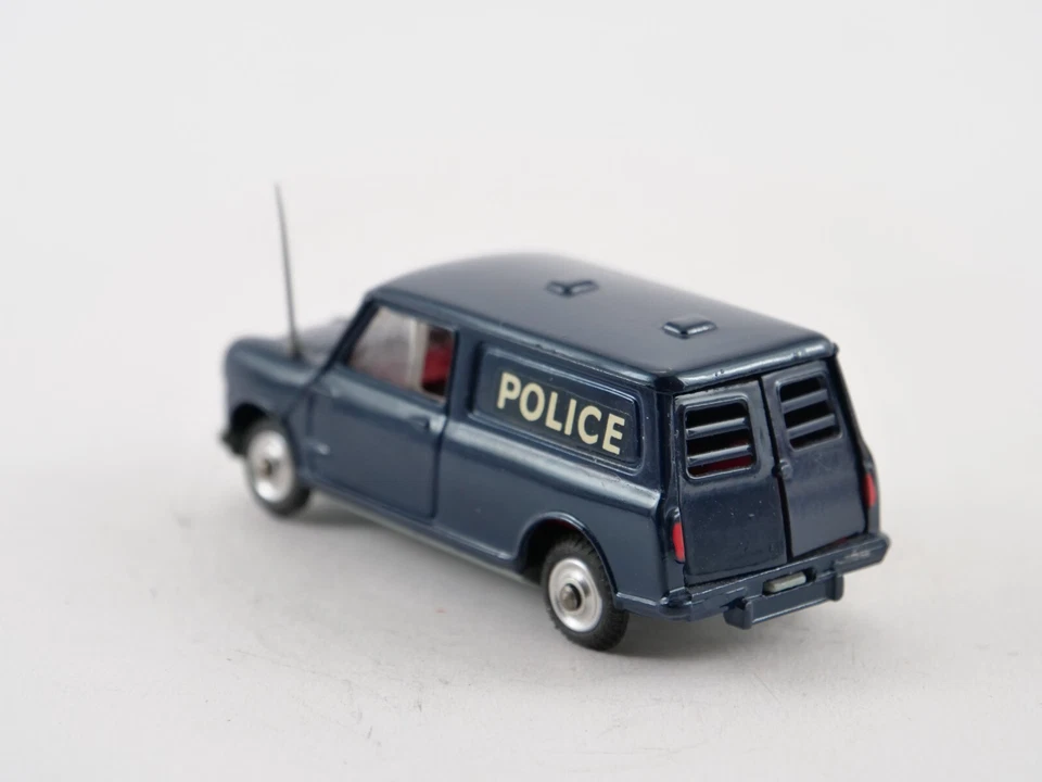 Corgi Toys Austin Mini Van Police - Image 3 of 4