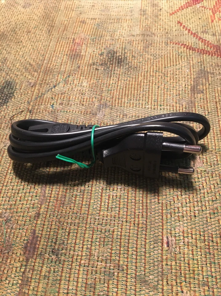 SP- 021A  I-SHENG 2.5 A  250V  EURO  Power Cable  2 Pin  2 Prong 3 Ft ( 91 cm ) - Image 4 of 4