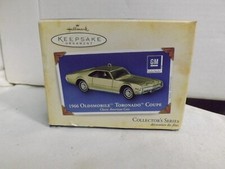 Hallmark Keepsake Ornament 1966 Oldsmobile Toronado Coupe Classic American Cars