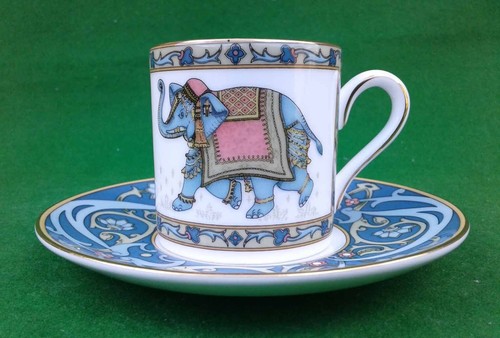 WEDGWOOD “BLUE ELEPHANT” COFFEE CAN & SAUCER. - Picture 2 of 14