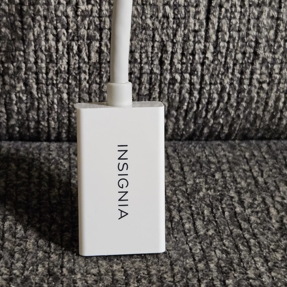Insignia NS-PD94592-C Mini DisplayPort to 4K HDMI Adapter - Image 2 of 4