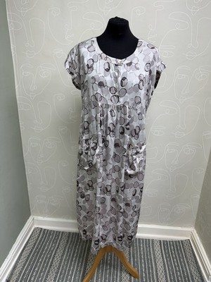Masai Gr. L Kleid iMidi Hängerchen Boho Chic Taschen gepunktet Kurzarm Sommer