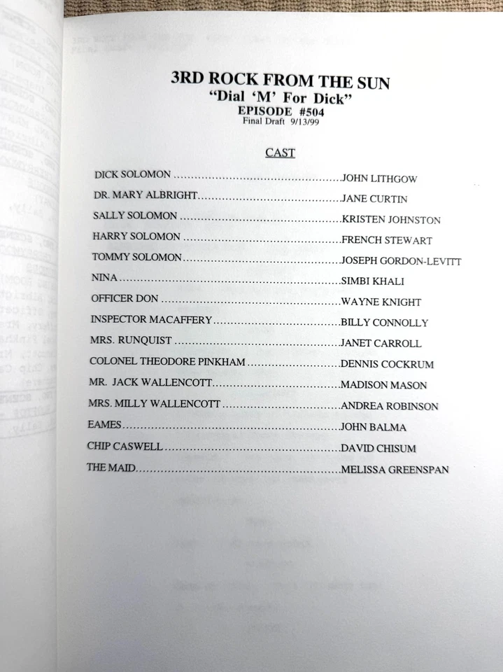 100th Episode Script for Third Rock from the Sun, signed by all cast members! — 第 4/4 张图片