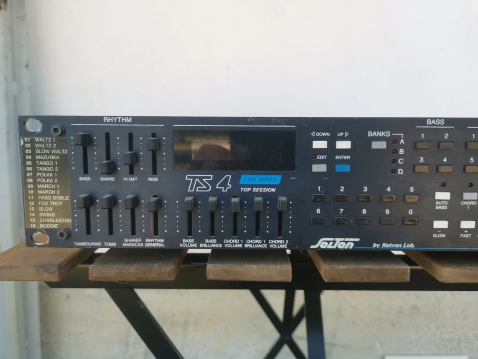 Rack Module Solton TS4 Sound By Ketron  - Bild 3 von 4