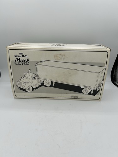 First Gear 1960 Model B-61 Mack Tractor Trailer Smith & Wesson (0097) - Picture 2 of 8