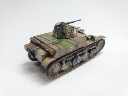 Pro-built 1:72 AMR 35 / Renault ZT-1 - Picture 8 of 11