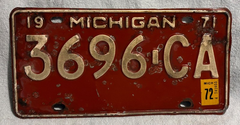 1971 Michigan License Plate - 1972 Tab - 99 cent sale