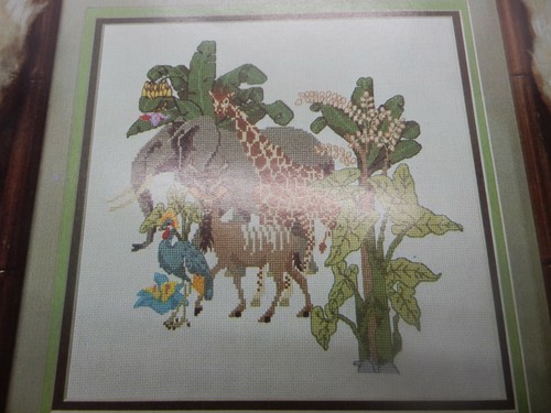 Jeanette Crews AMY'S ANIMALS 11 Counted Cross Stitch Pattern JUNGLE NEW - Picture 2 of 2