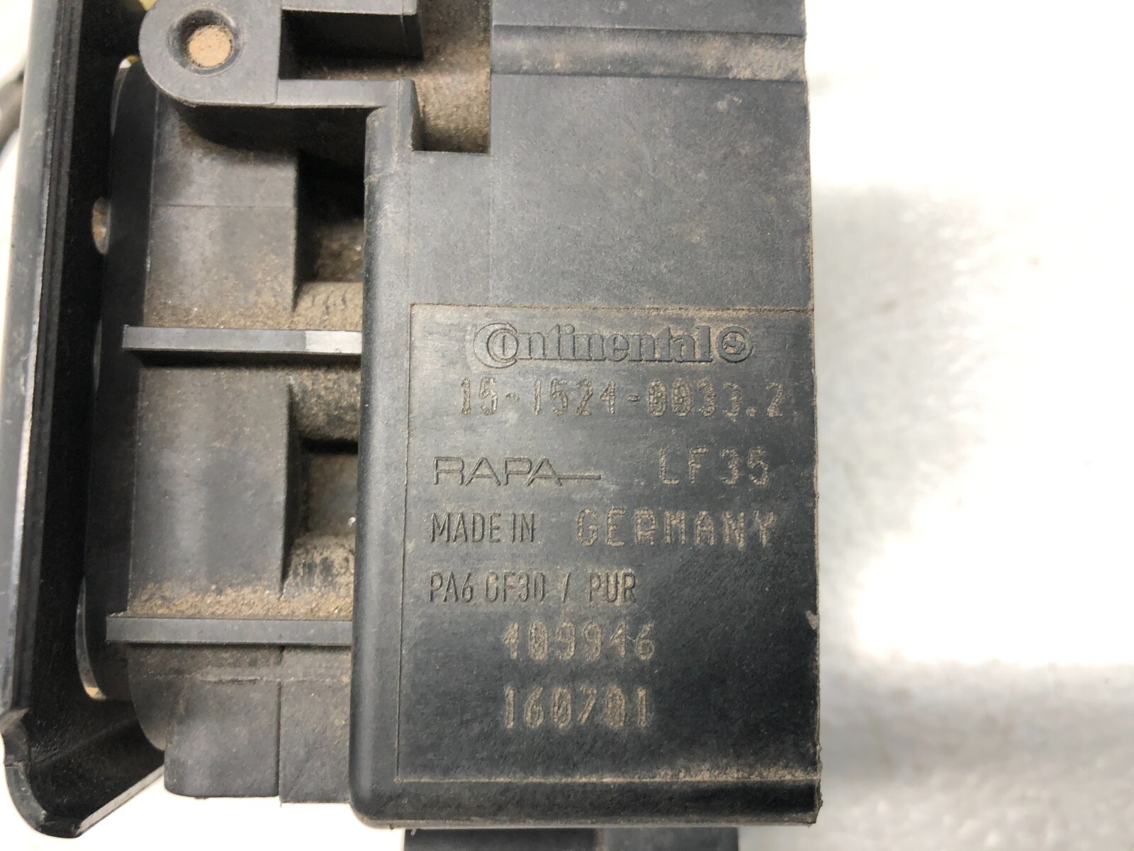 2017-2020 MASERATI LEVANTE AWD AIR SUSPENSION VALVE BLOCK SOLENOID MODULE OEM