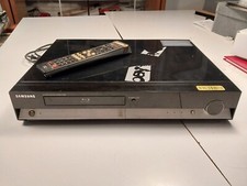 Samsung BD-P1000 Blu-Ray Disc Player With Original Remote Control.