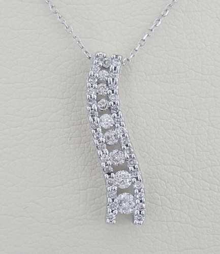 0.57 ct 10K White Gold Round Brilliant 