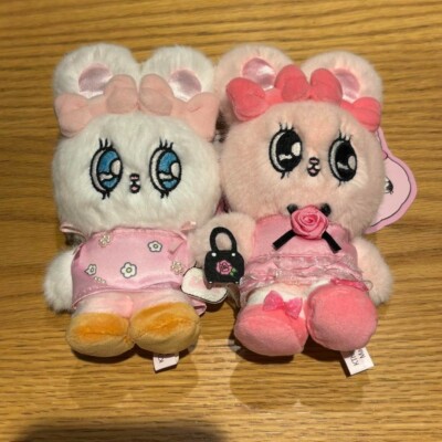 Esther Bunny Date Mascot Keychain 2 Piece Set Pop up shop Limited