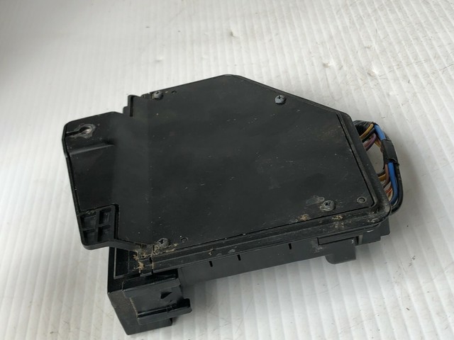 2007 - 2009 Toyota Camry Fuse Box Relay Control Junction Block 82720