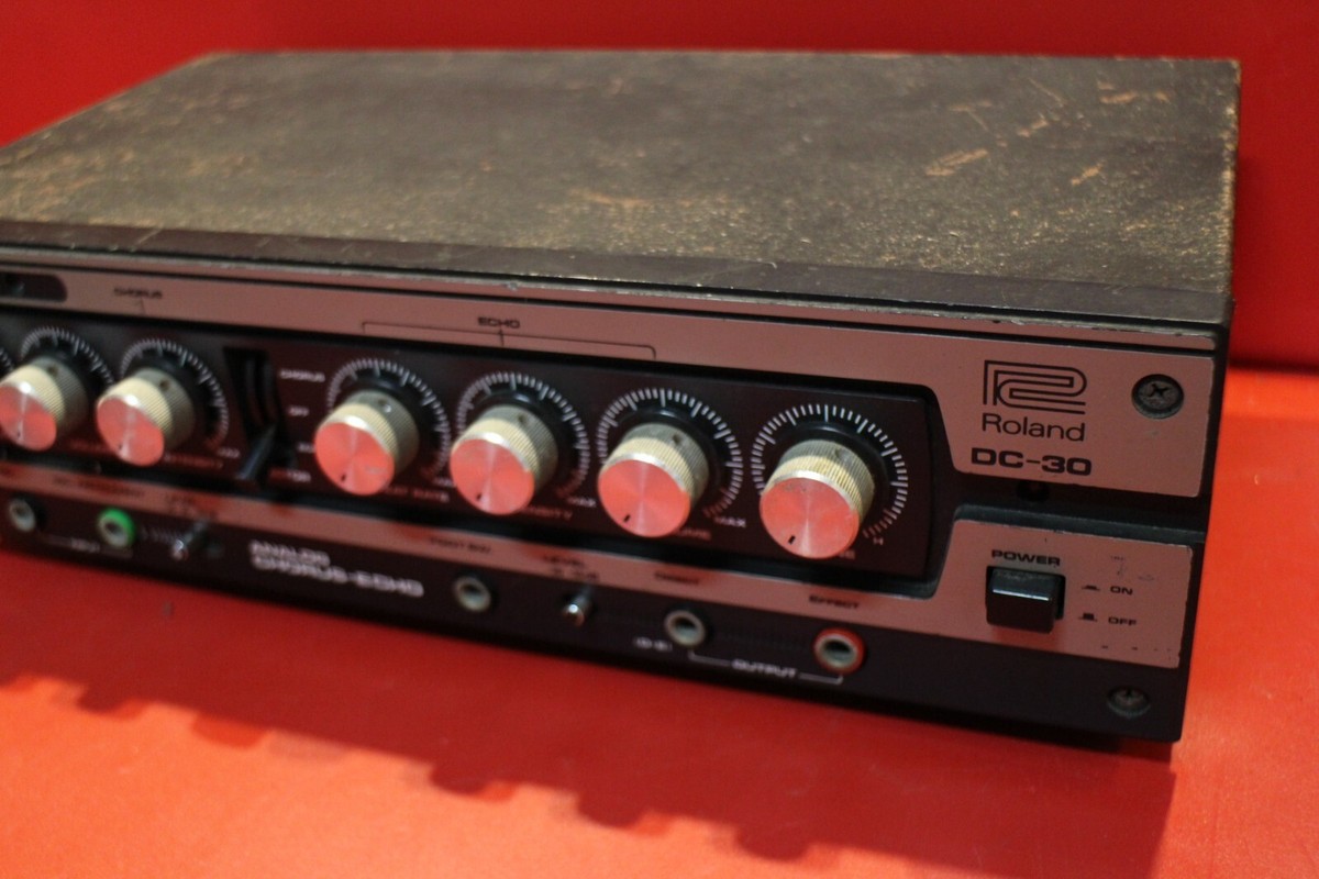 Vintage USED Roland DC-30 Chorus Echo Delay Effect Unit U2098