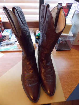 Dan Post Brown Leather Cowboy Boots 11 D  Free Domestic shipping