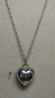18 Zoll Sterling Halskette mit kleinem aufgeblähtem Herz Anhänger