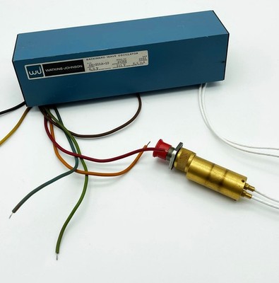 Watkins Johnson Backward Wave Oscillator SE215A-13 Ersatzteil Funker Schrott