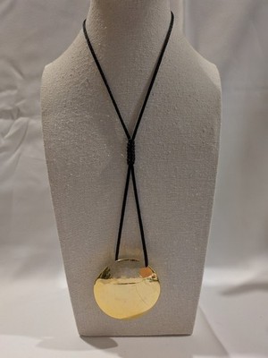 Donna Karan Cashmere Mist Solid Perfume Pendant Necklace Gold Tone Compact Silk