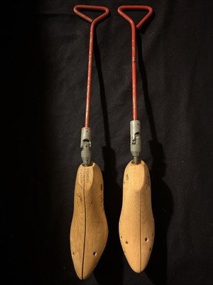 Lot of (2) Wood REDHEAD Men's SMALL & MEDIUM Shoe Stretchers Shoe Tree