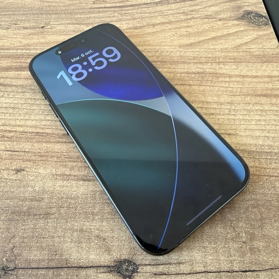 Apple iPhone 15 Pro · 256GB, photo 1 sur 3