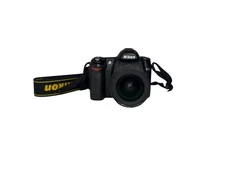 Nikon D50 DSLR Camera w/ 18-55mm Lens,Charger,Battery,Bag-Tested