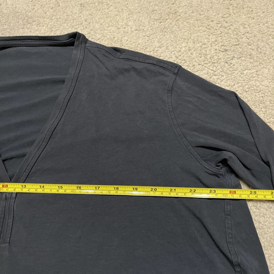 Camisa Top Lululemon Back In Action Talla 8 Relajada Cuello en V Manga Larga Negra Foto 3 de 4