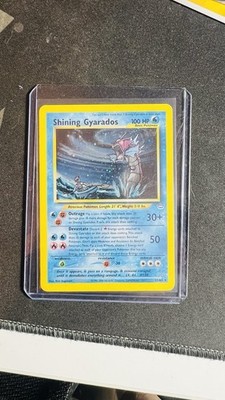 Pokemon TCG 2000 Neo Revelation Shining Gyarados 65/64 Secret Rare Holo 100HP