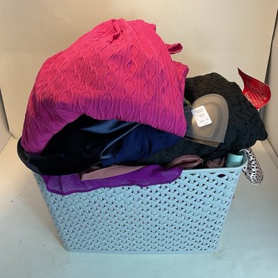 Restposten 15 x gemischte Kleider - Damen alle neu mit Etikett (von.c7) ''
