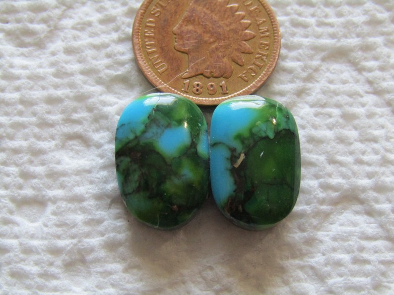 2 Blue Green Turquoise Cabs 14 carats Matching set Cabochons