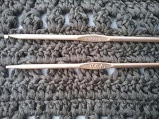 Vintage but New HERO Crochet Hook Size C Gold Aluminum Needle Made In USA