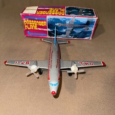 Friction Passenger Plane MF104 vintage, MIB
