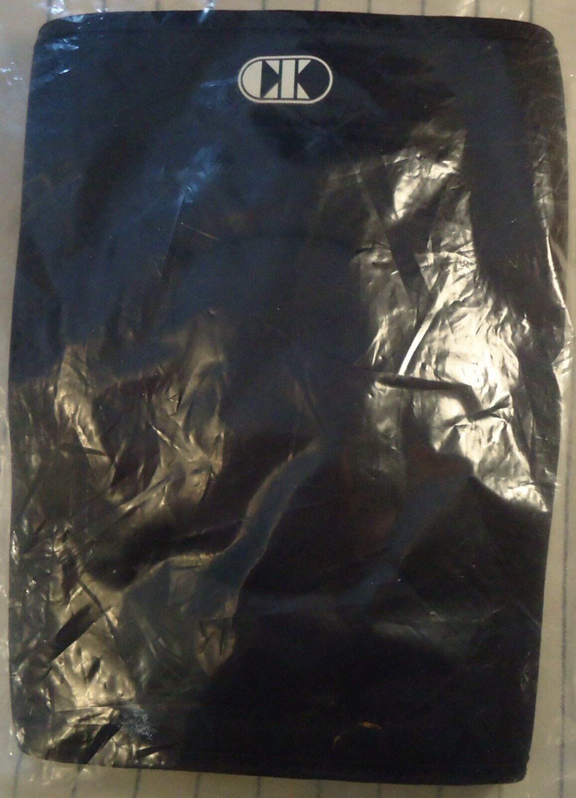 Picture 2 of 6