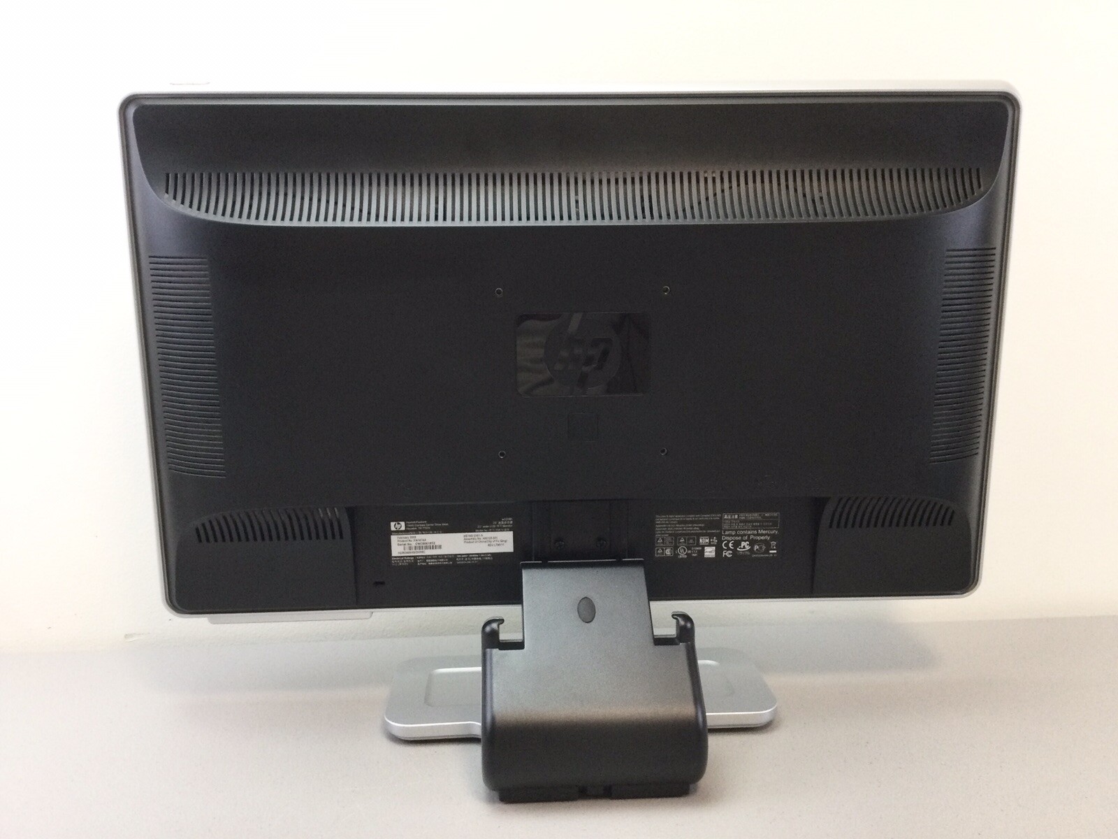 FN747AA HP w2338H 23 inch Widescreen Full HD LCD TFT Monitor w/Speaker