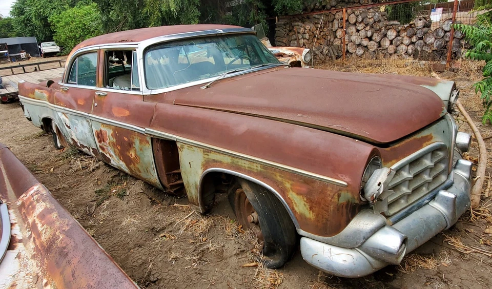 1956 Chrysler Imperial 4 двери седан - запчасти (читайте описание) - Изображение 3 из 4