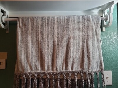 Throw Blanket Lightweight Soft Striped Throws Sofa Blankets Bedspread on The Bed